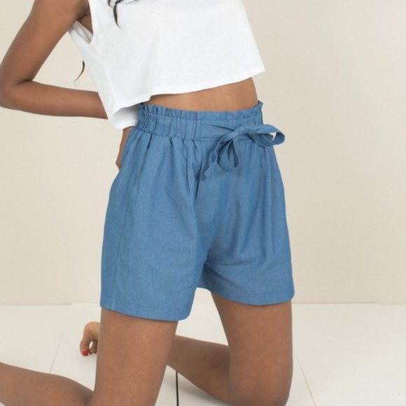 Pants - NWT High Rise Chambray Elastic Waist front tie shorts